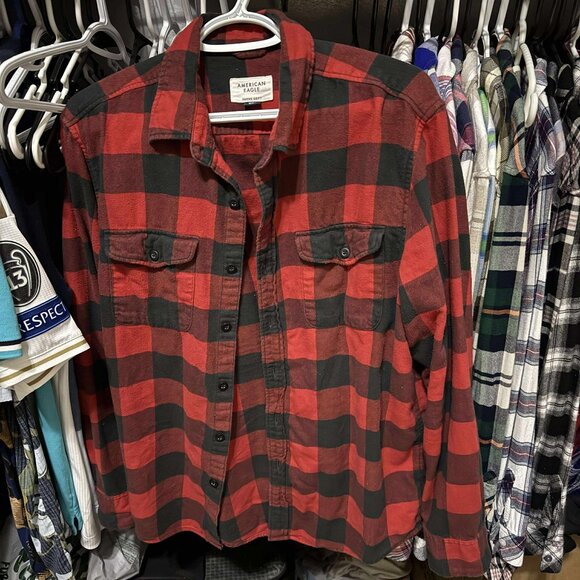 American Eagle - Red buffalo plaid flannel - Picture 1 of 1